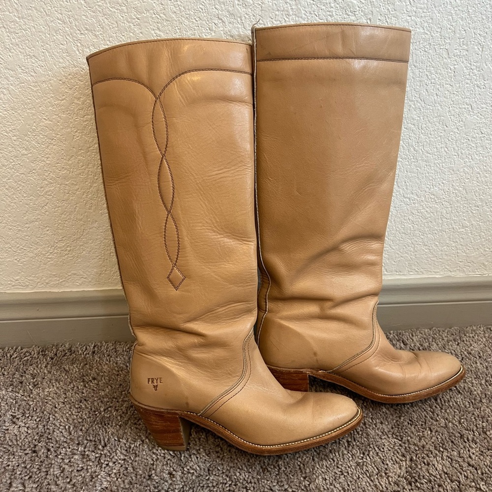 Frye Women's Tan Leather Boots Vintage